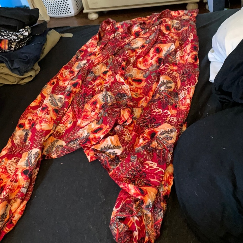 skull printed elephant style pant